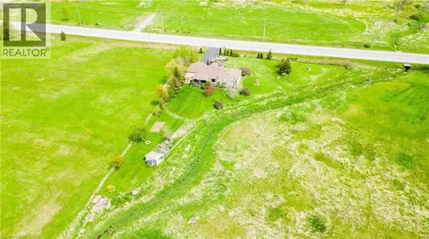 390 Mountain Road Grimsby ON L3M 4E7