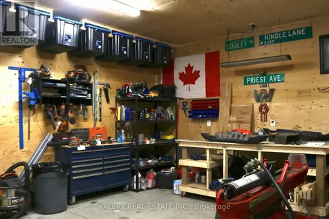4295 Horseshoe Valley Road West Springwater ON L9X 1G1
