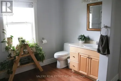 4295 Horseshoe Valley Road West Springwater ON L9X 1G1