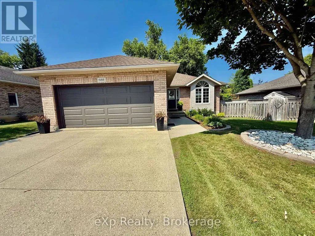 688 22nd Avenue Hanover ON N4N 3W8