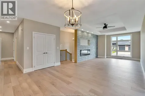 121 Hazel Crescent Kingsville ON N9Y 0A9