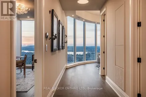 805 Carling Avenue Ottawa ON K1S 5W9