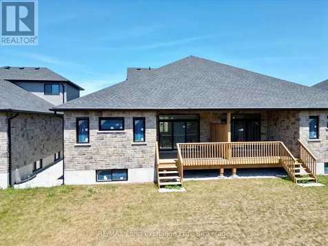 360 Rosner Drive Saugeen Shores ON N0H 2C8
