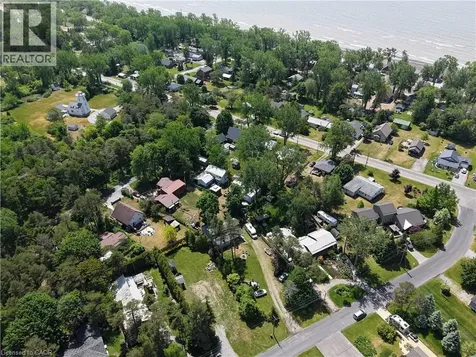 7 Old Cut Boulevard Long Point ON N0E 1G0