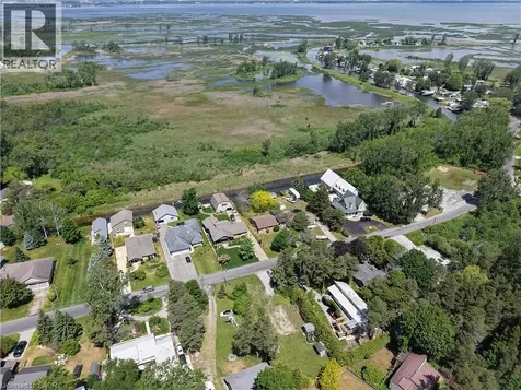 7 Old Cut Boulevard Long Point ON N0E 1G0
