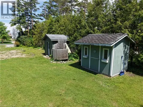 7 Old Cut Boulevard Long Point ON N0E 1G0