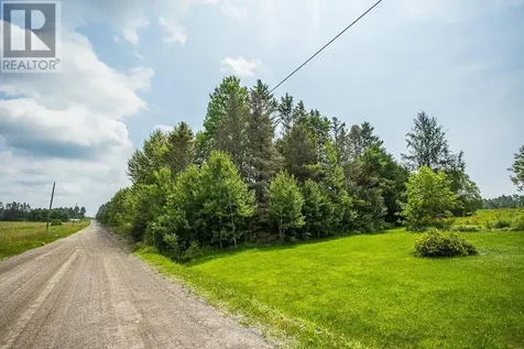 447 Mcphail Rd|plummer Township Bruce Mines ON P0R 1C0