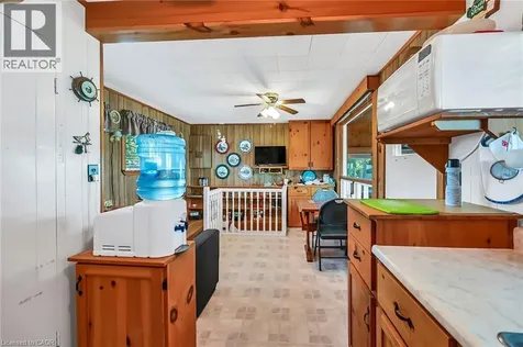 86 Lakeshore Road Selkirk ON N0A 1P0