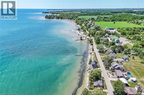 86 Lakeshore Road Selkirk ON N0A 1P0
