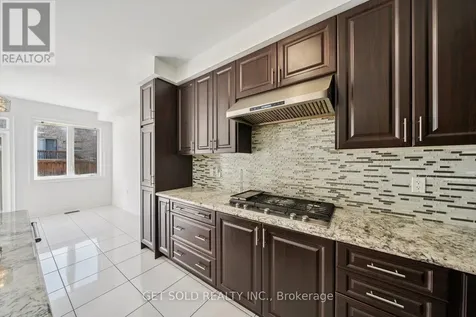 49 Blackberry Valley Crescent Caledon ON L7C 2C7