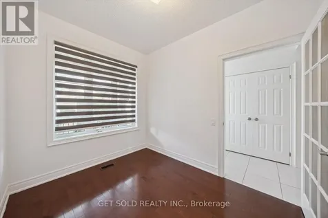 49 Blackberry Valley Crescent Caledon ON L7C 2C7
