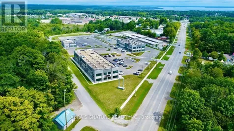 710 Balm Beach Road East Midland ON L4R 0J6