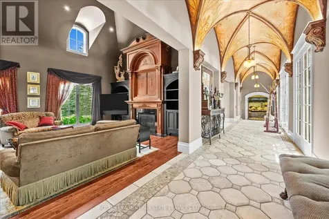 10090 Pineview Trail Milton ON L0P 1B0