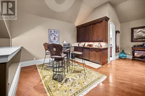 10090 Pineview Trail Milton ON L0P 1B0
