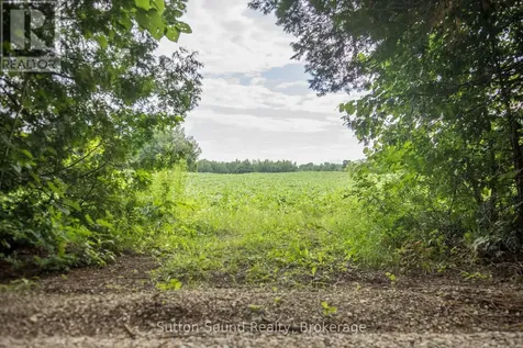 PL11-12 10 Sideroad Chatsworth ON N0H 1G0