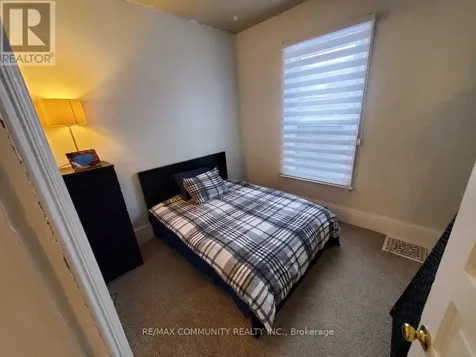 86 Victoria Street Brantford ON N3S 3K6