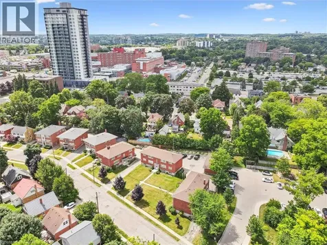 275 Herbert Street Waterloo ON N2J 1V3