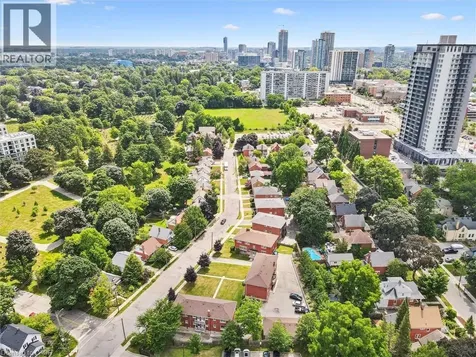 275 Herbert Street Waterloo ON N2J 1V3