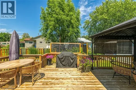 1023 Lakeshore Road Selkirk ON N0A 1P0