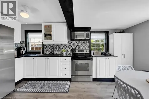 1023 Lakeshore Road Selkirk ON N0A 1P0