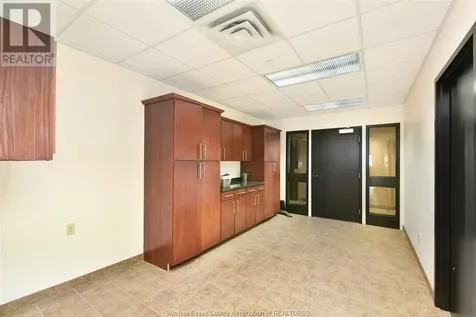 1153 Tecumseh Road West Windsor ON N8X 1H7
