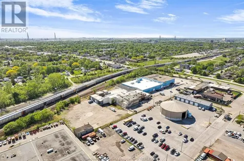 1153 Tecumseh Road West Windsor ON N8X 1H7