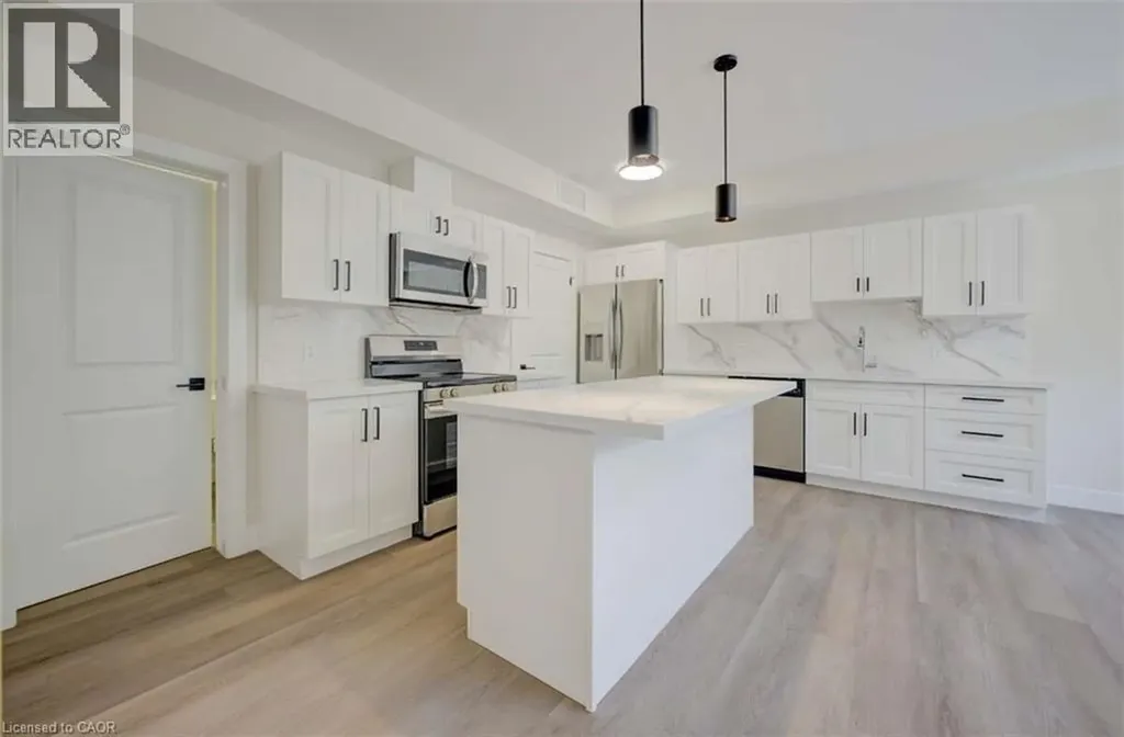 17 Peter Street Kitchener ON N2G 3J5