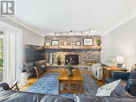668 Gustavus Street Saugeen Shores ON N0H 2C0