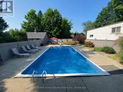 668 Gustavus Street Saugeen Shores ON N0H 2C0
