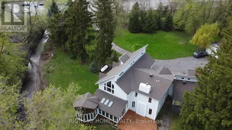 3208 Richmond Road Ottawa ON K2H 5B6