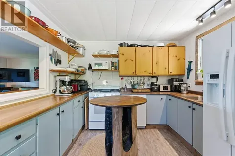 322 Cosby Subd Road Mindemoya ON P0P 1S0