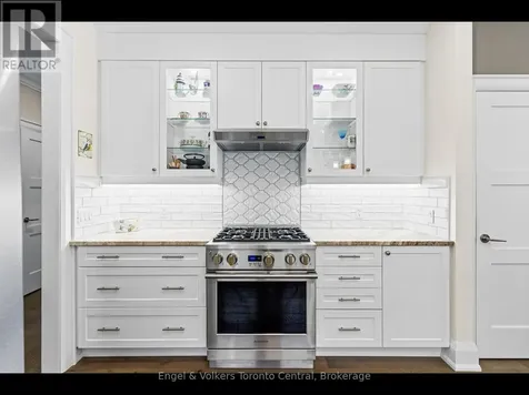 81 Spruce Street Tiny ON L0L 1P1