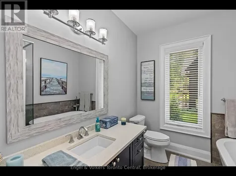 81 Spruce Street Tiny ON L0L 1P1