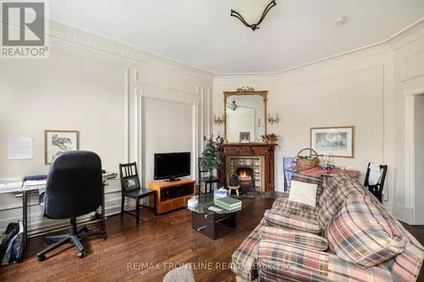 38 Drummond Street West Perth ON K7H 2J8