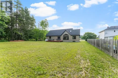 51 Yantha Crescent Madawaska Valley ON K0J 1B0