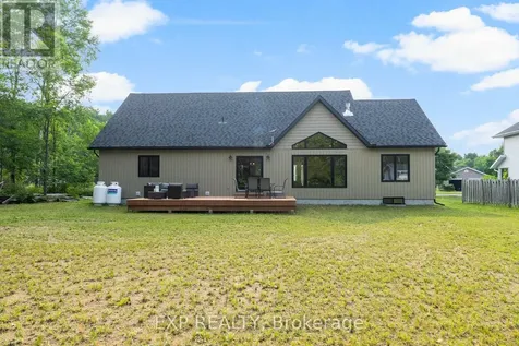 51 Yantha Crescent Madawaska Valley ON K0J 1B0