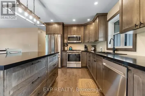 51 Yantha Crescent Madawaska Valley ON K0J 1B0