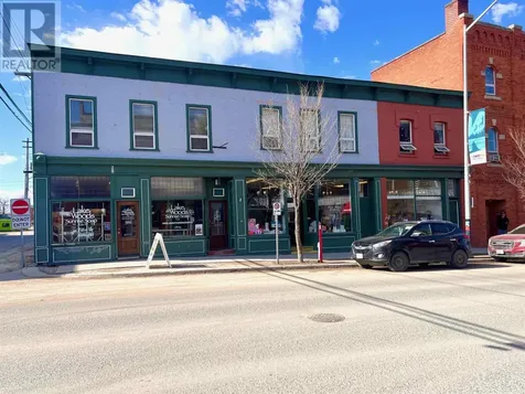 209 Second Street Kenora ON P9N 1G1