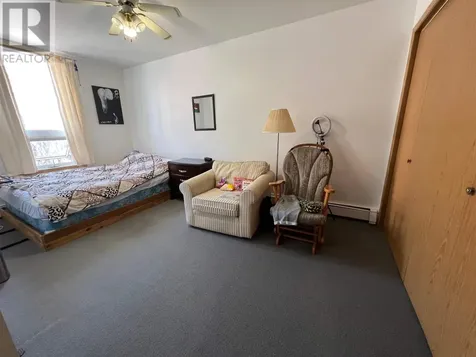 209 Second Street Kenora ON P9N 1G1