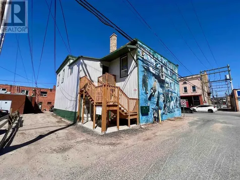 209 Second Street Kenora ON P9N 1G1