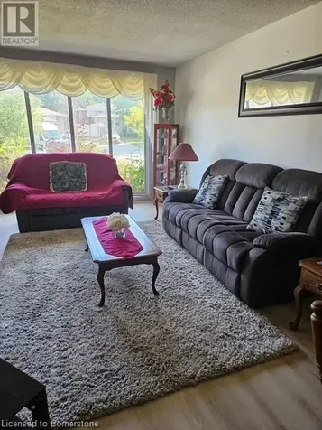 97 Guildwood Drive Hamilton ON L9C 6S3