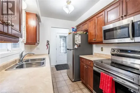 97 Guildwood Drive Hamilton ON L9C 6S3