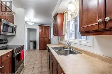 97 Guildwood Drive Hamilton ON L9C 6S3