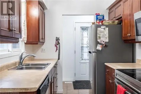 97 Guildwood Drive Hamilton ON L9C 6S3