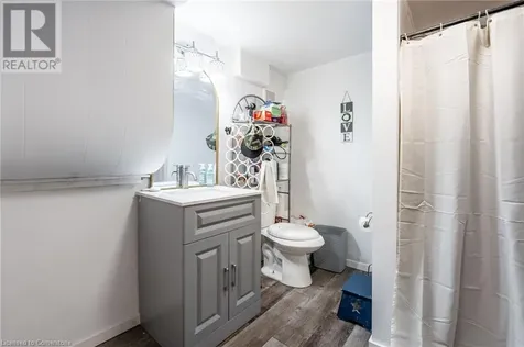 97 Guildwood Drive Hamilton ON L9C 6S3
