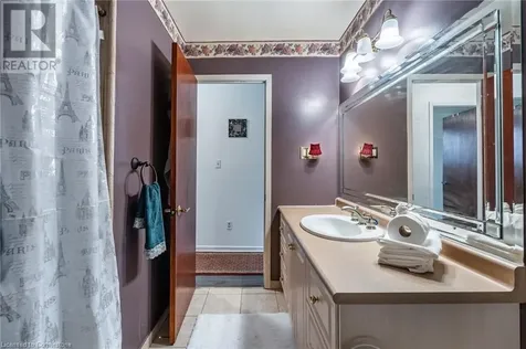 97 Guildwood Drive Hamilton ON L9C 6S3
