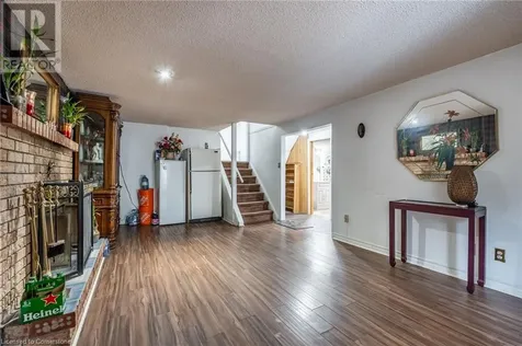 97 Guildwood Drive Hamilton ON L9C 6S3