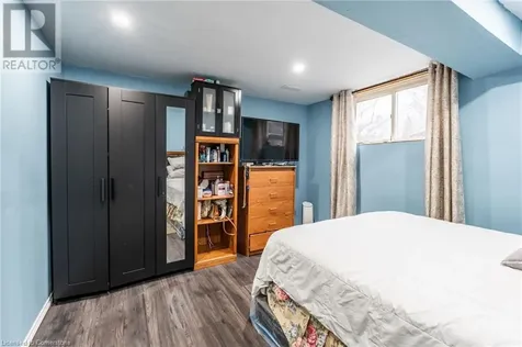97 Guildwood Drive Hamilton ON L9C 6S3