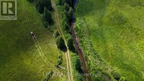 7928 Jock Trail Ottawa ON K0A 2Z0