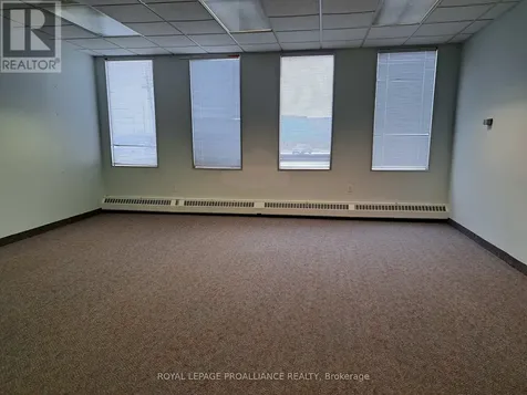 2479 Parkedale Avenue Brockville ON K6V 3H2